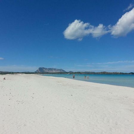 Casa Vacanza San Teodoro  Buitenkant foto
